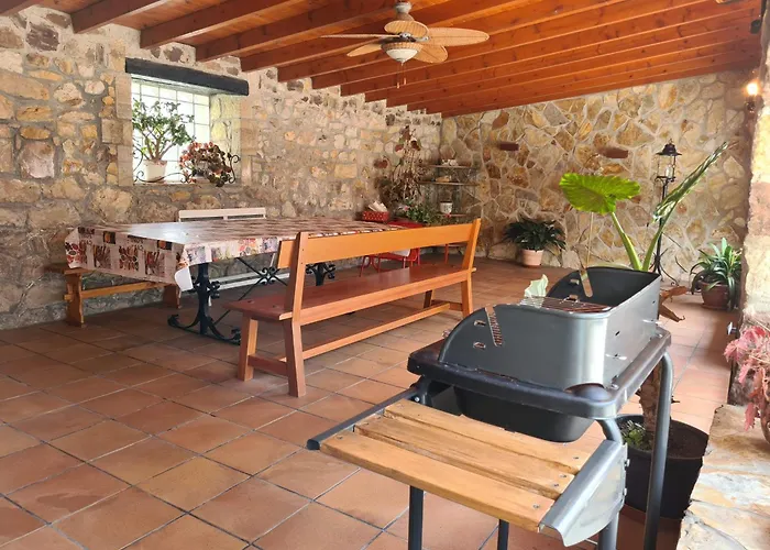 Prázdninový dům Gran Con De 4000 M2 *